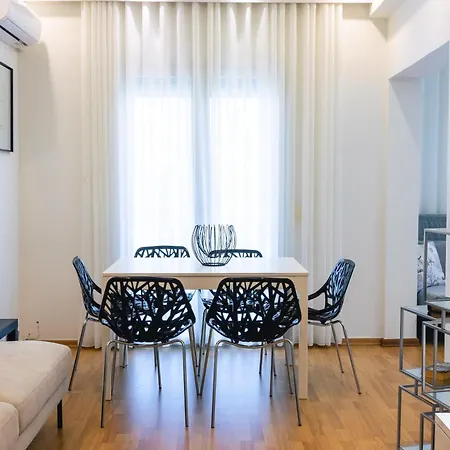 D9 Center Of Glyfada *